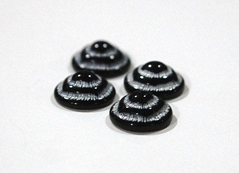 Vintage Black and White Etched Glass Cabochons 11mm cab457E