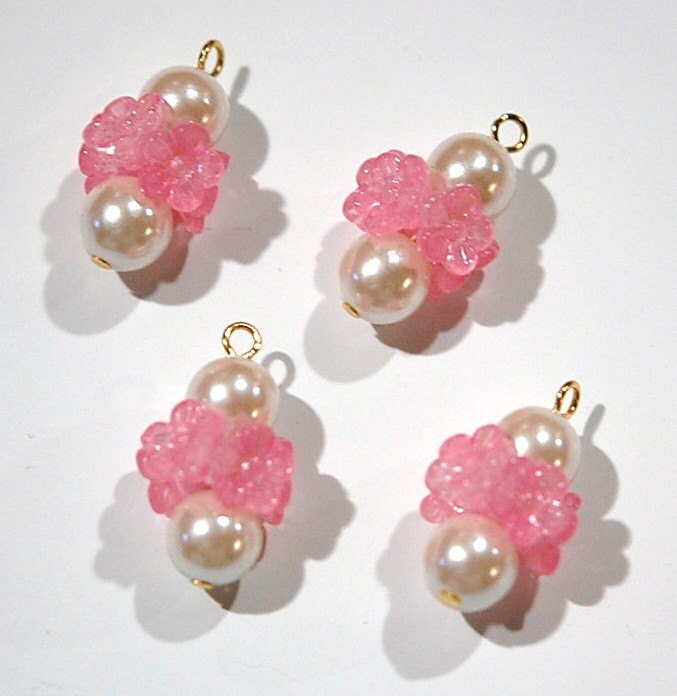 Vintage Pink Plastic Flower Rhondell with Pearl Drop Charm drp093