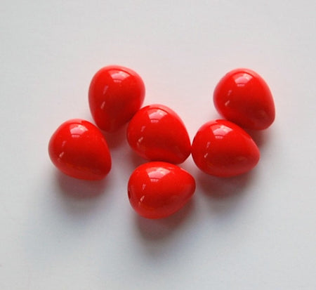 Vintage Acrylic Chubby Orange Teardrop Beads (6) bds636B
