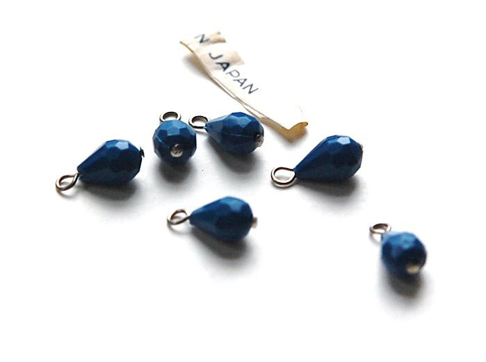 Vintage Opaque Blue Faceted Acrylic Teardrop with Silver Loop Japan drp095