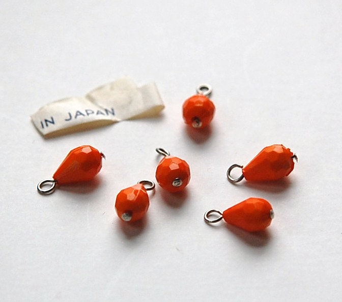 Vintage Opaque Orange Faceted Acrylic Teardrop with Silver Loop Japan drp095A