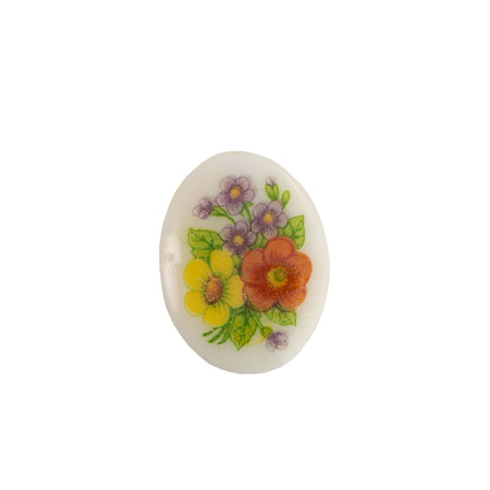 18x13mm Flower Bouquet on White Glass Oval Cabochons (2)