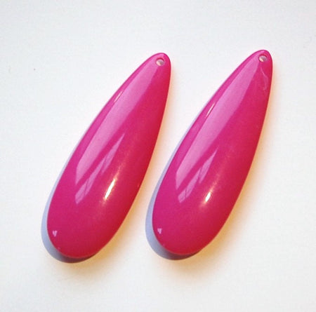 Vintage Acrylic Pink Teardrop Pendants SM (2) pnd143B