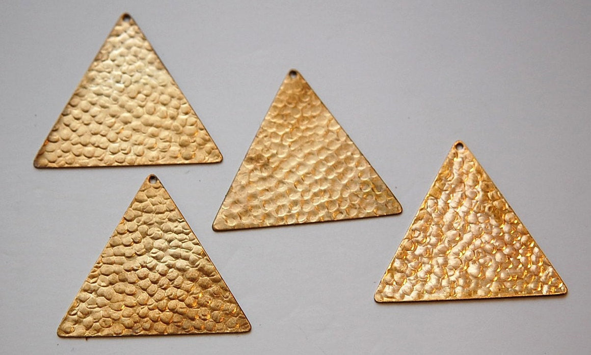 1 Hole Raw Brass Hammered Triangle Pendants 38mm (4) mtl297C