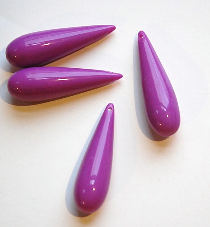 Vintage Acrylic Teardrop Beads Pendants Opaque Purple 40x10mm (4) bds090K