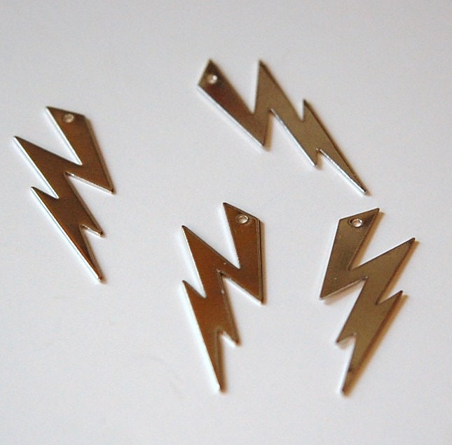 1 Hole Silver Plated Brass Lightning Bolt Charm Pendant (6) mtl269F