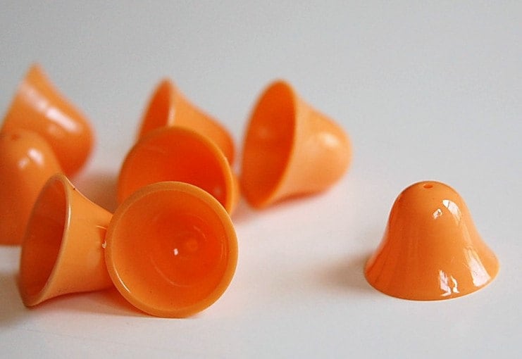 Vintage Plastic Peach Bell Bead Caps bds032A