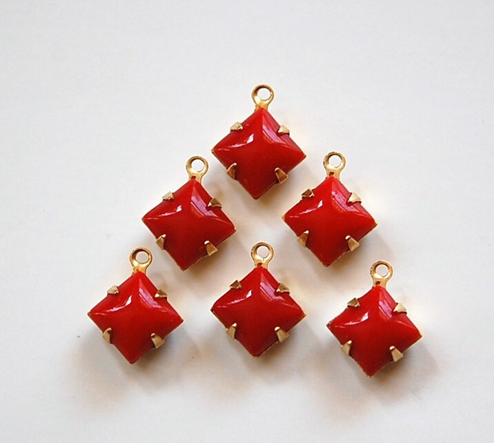 Opaque Red Square Glass Stones in 1 Loop Brass Setting 8mm squ002EE