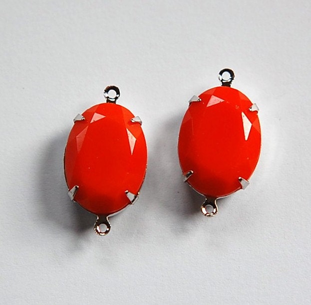 Vintage Opaque Orange Faceted Stone in 2 Loop Silver Setting ovl004P2
