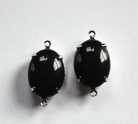 Vintage Smooth Jet Black Stone in 2 Loop Silver Setting ovl004J2