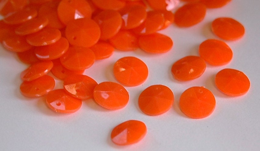 Vintage Faceted Orange Round Disk Charms Drops 12mm (15) chr026H
