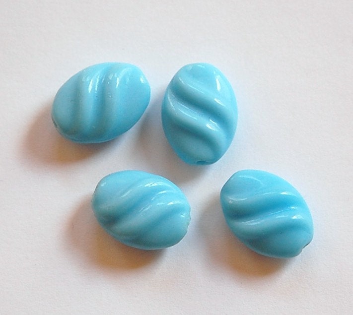 Vintage Blue Twist German Glass Focal Beads grm004