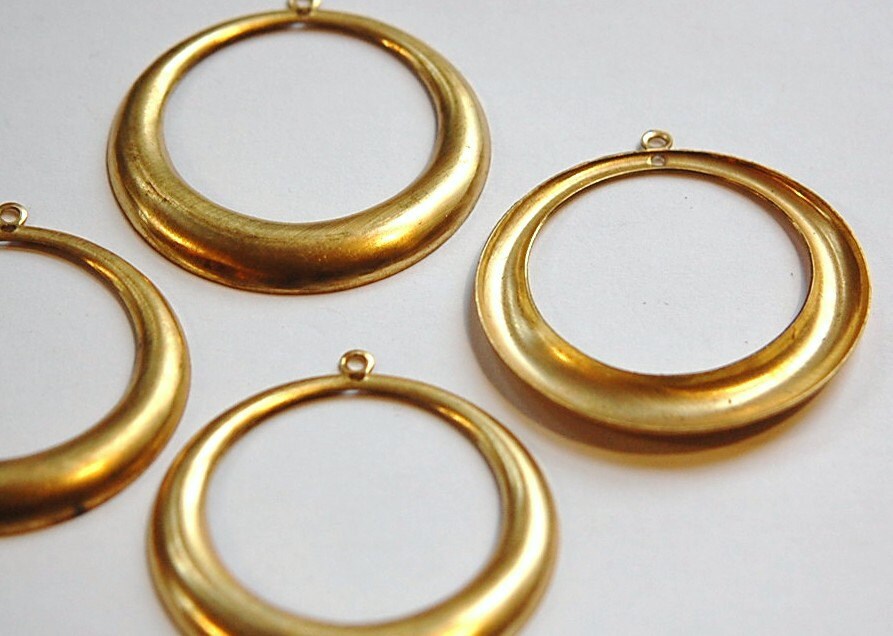 2 Hole Raw Brass Large Hoop Pendant Drop (4) mtl414A