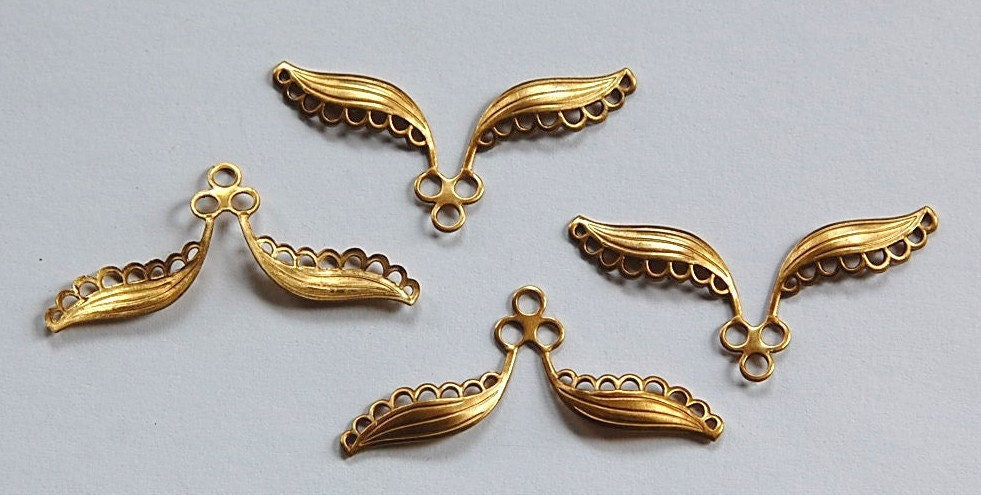 Raw Brass Dapped Multi Loop Leaf or Wing Findings (4) mtl196