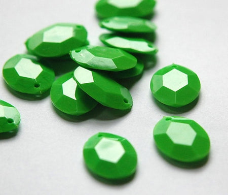 Vintage Bright Green Plastic Faceted Drops bds031G