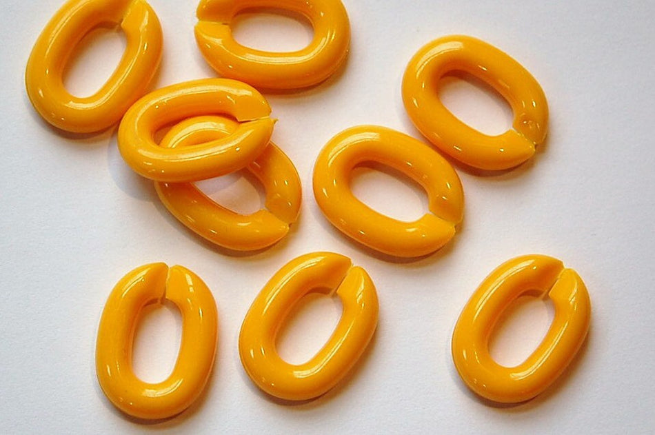 Vintage Plastic Connector Linking Links Golden Yellow LG (25) bds605G