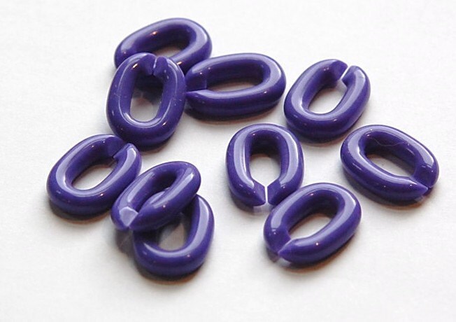 Vintage Plastic Connector Linking Links Purple SM (30) bds606H