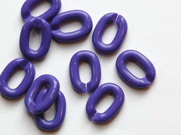 Vintage Plastic Connector Linking Links Purple SM (30) bds606H