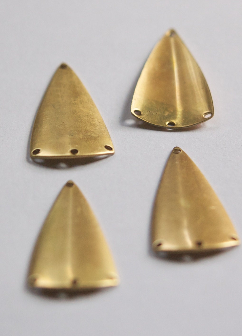 4 Hole Raw Brass Dapped Triangle Connector Pendants (4) mtl363B