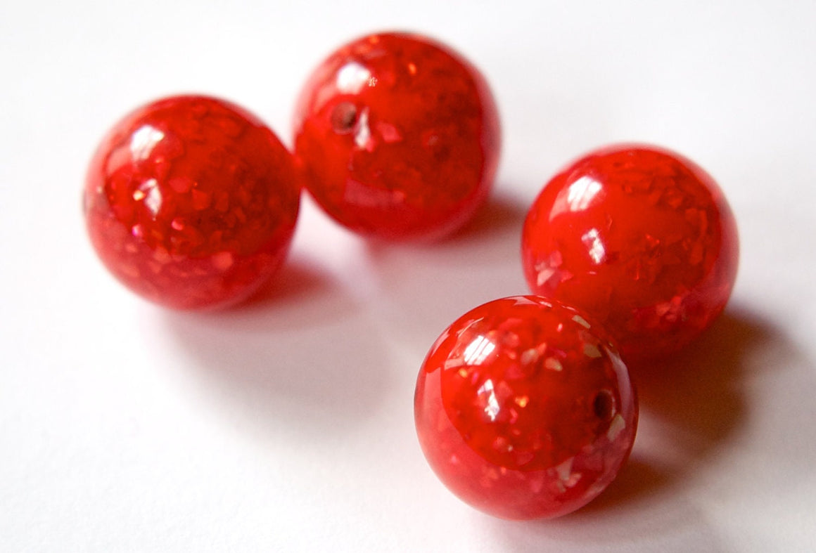 Vintage Lucite Red Orange Beads with MOP Glitter Inclusions 18mm (4) bds832A