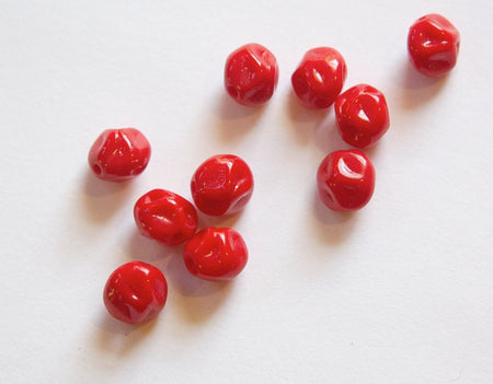 Vintage Darker Red Baroque Pinched German Glass Beads grm010e