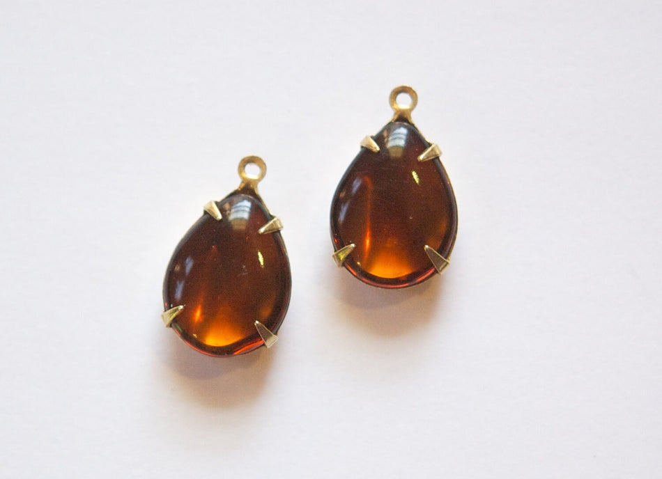 Vintage Topaz Glass Teardrop Stones 1 Loop Brass Settings (2) 15x11mm par009A