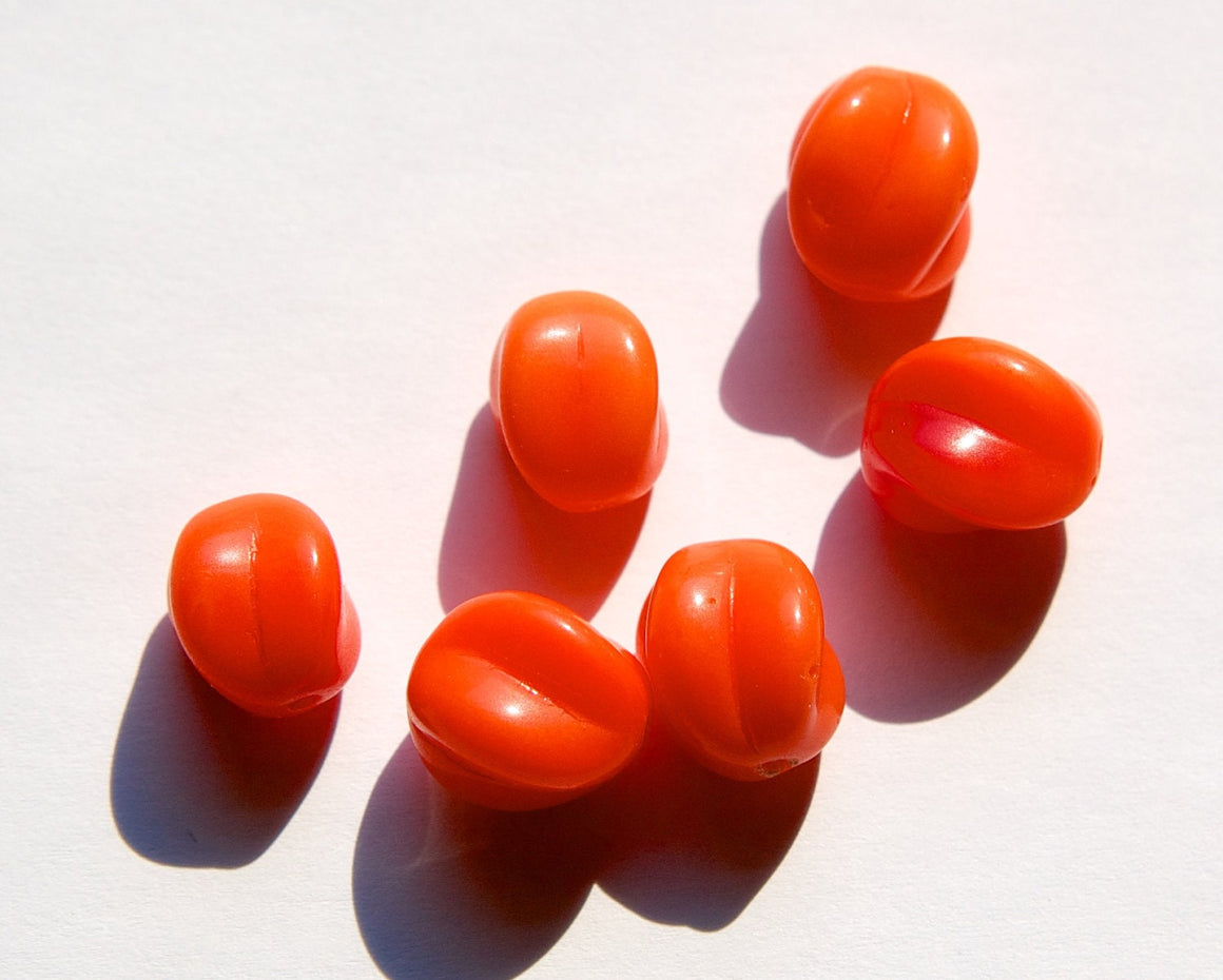 Vintage Orange to Red Ribbed German Glass Beads grm015A