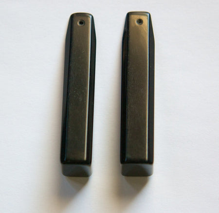 Vintage Chunky Black Acrylic Triangle Pendant Drops (2) pnd155