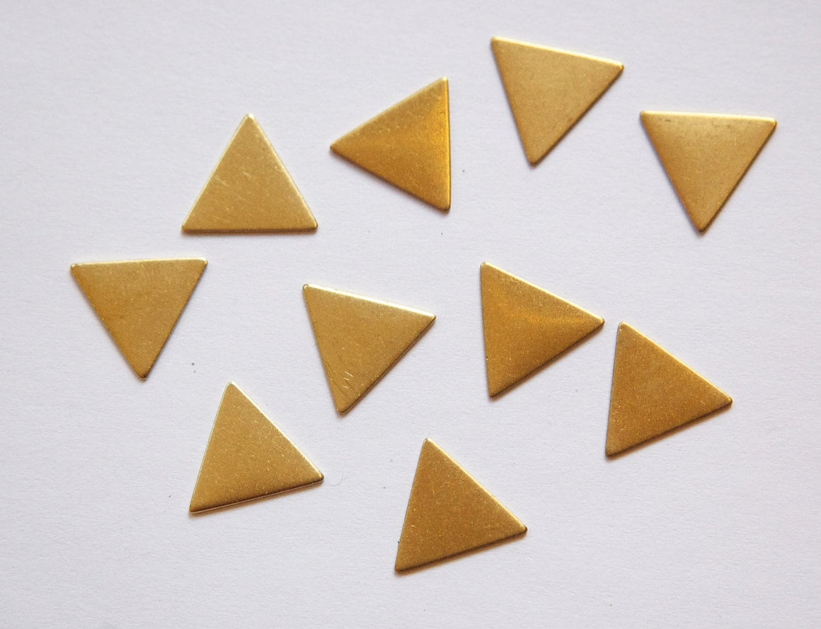 No Hole Raw Brass Triangle Charms Drops 13mm (10) mtl147B