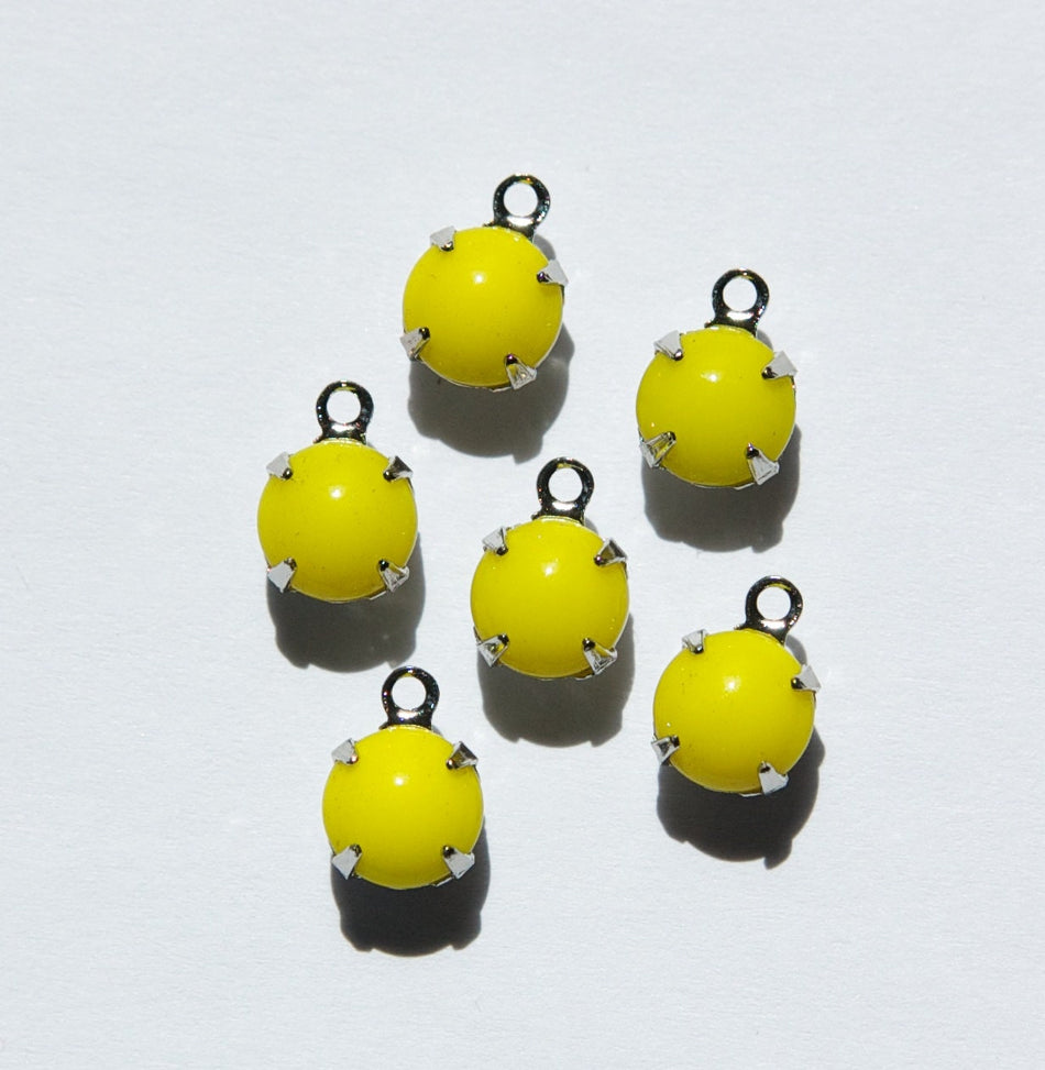 Vintage Opaque Yellow Glass Stone 1 Loop Silver Plated Setting Drops rnd003G