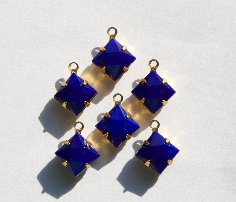 Faceted Opaque Blue Square Glass Stones 1 Loop Brass Setting 8mm squ002G