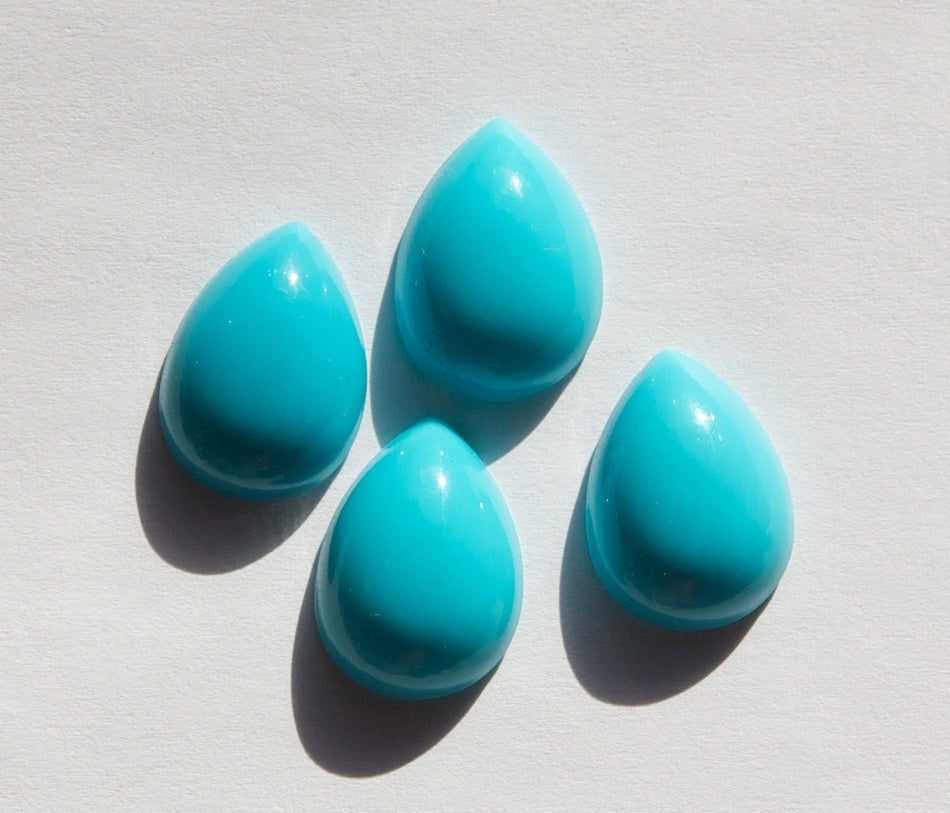 Vintage Acrylic Turquoise Blue Teardrop Cabochons 18x13mm (6) cab250