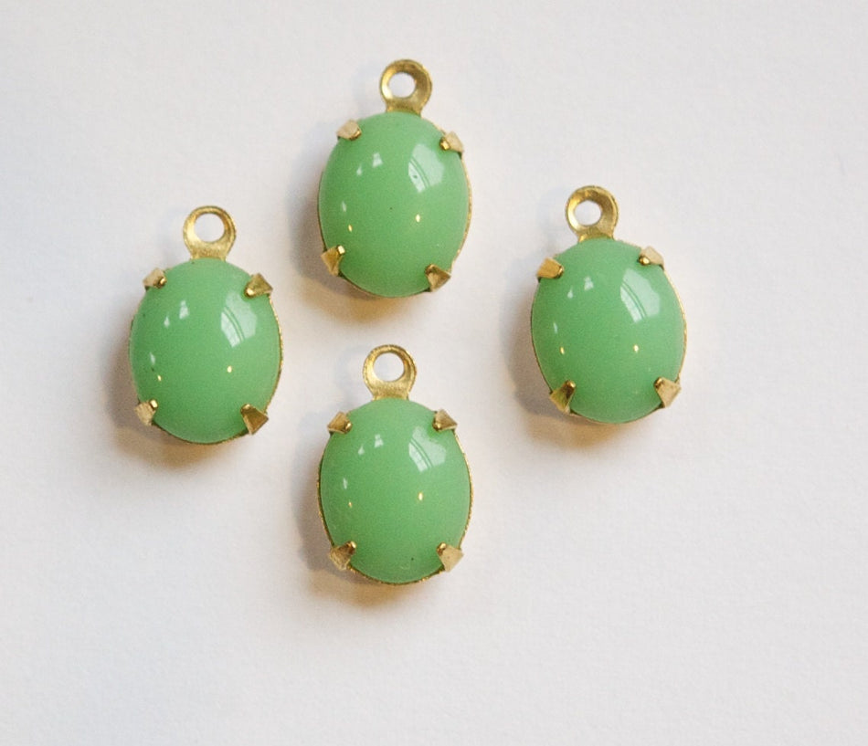 Vintage Light Jade Green Oval Stones in 1 Loop Brass Setting ovl005DD