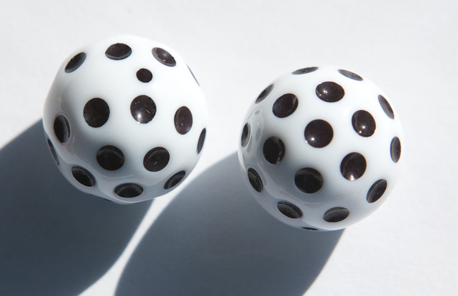 Vintage White with Black Polka Dot Lucite Beads 18mm bds436C