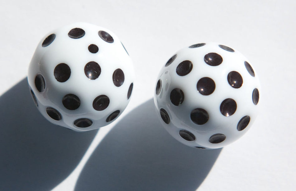Vintage White with Black Polka Dot Lucite Beads 18mm bds436C