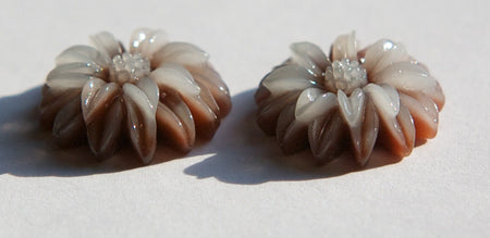 Brown and White Double Layered Acrylic Flower Cabochon 19mm (4) cab850E