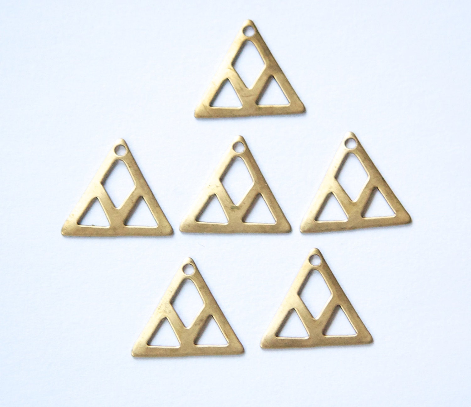 1 Hole Raw Brass Cut Out Design Triangle Charm Drops (6) mtl214A