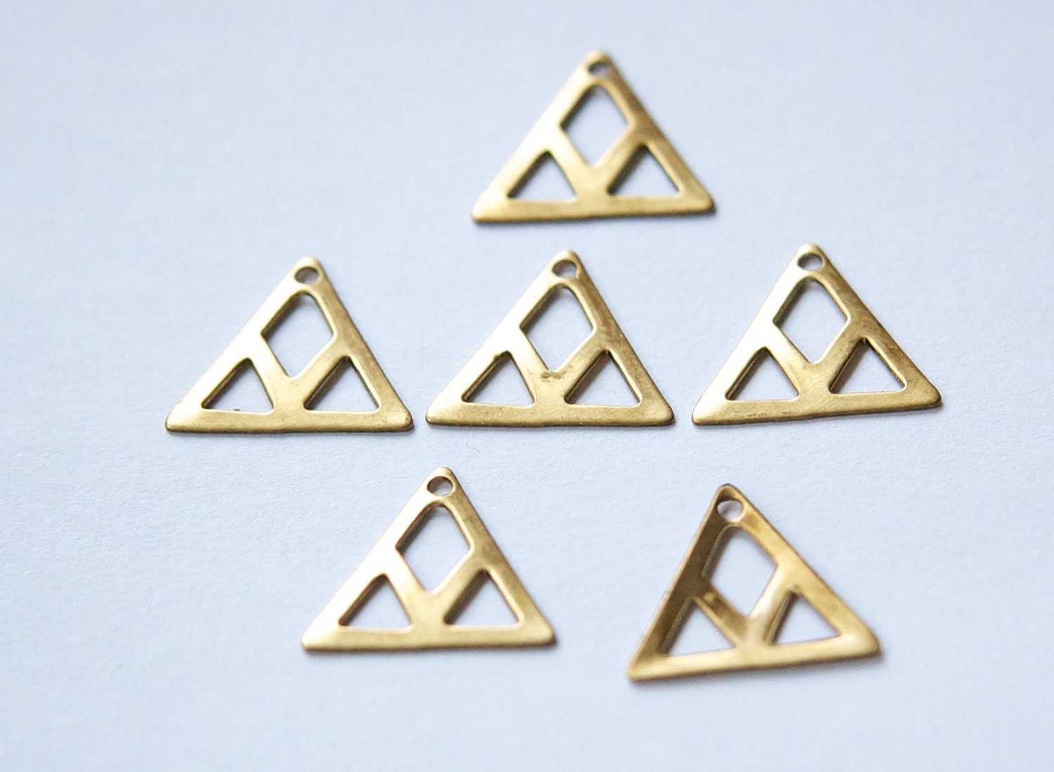 1 Hole Raw Brass Cut Out Design Triangle Charm Drops (6) mtl214A
