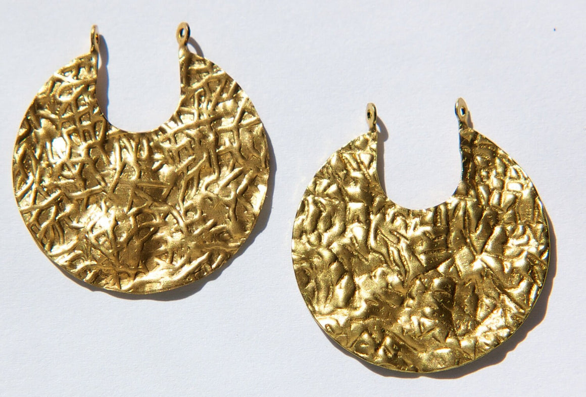 2 Loop Raw Brass Large Crinkle Textured Hoops Pendants 35x32mm (2)