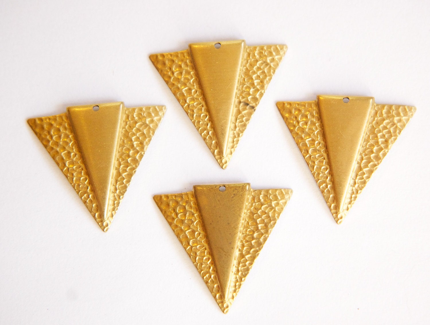 1 Hole Raw Brass Hammered Triangle with Smooth Triangle Pendant (4) mtl371A