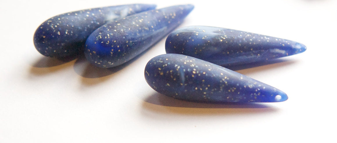 Vintage Acrylic Teardrop Beads Pendants Matte Lapis Blue White Sparkles 40x10mm (4) bds090A