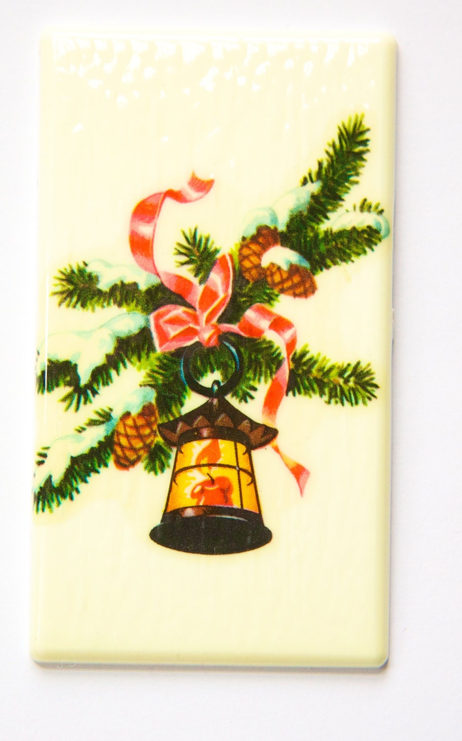 Lg Vintage Retro Lantern on Pine Bough Christmas Cabochon 80mm X 45mm cab002D
