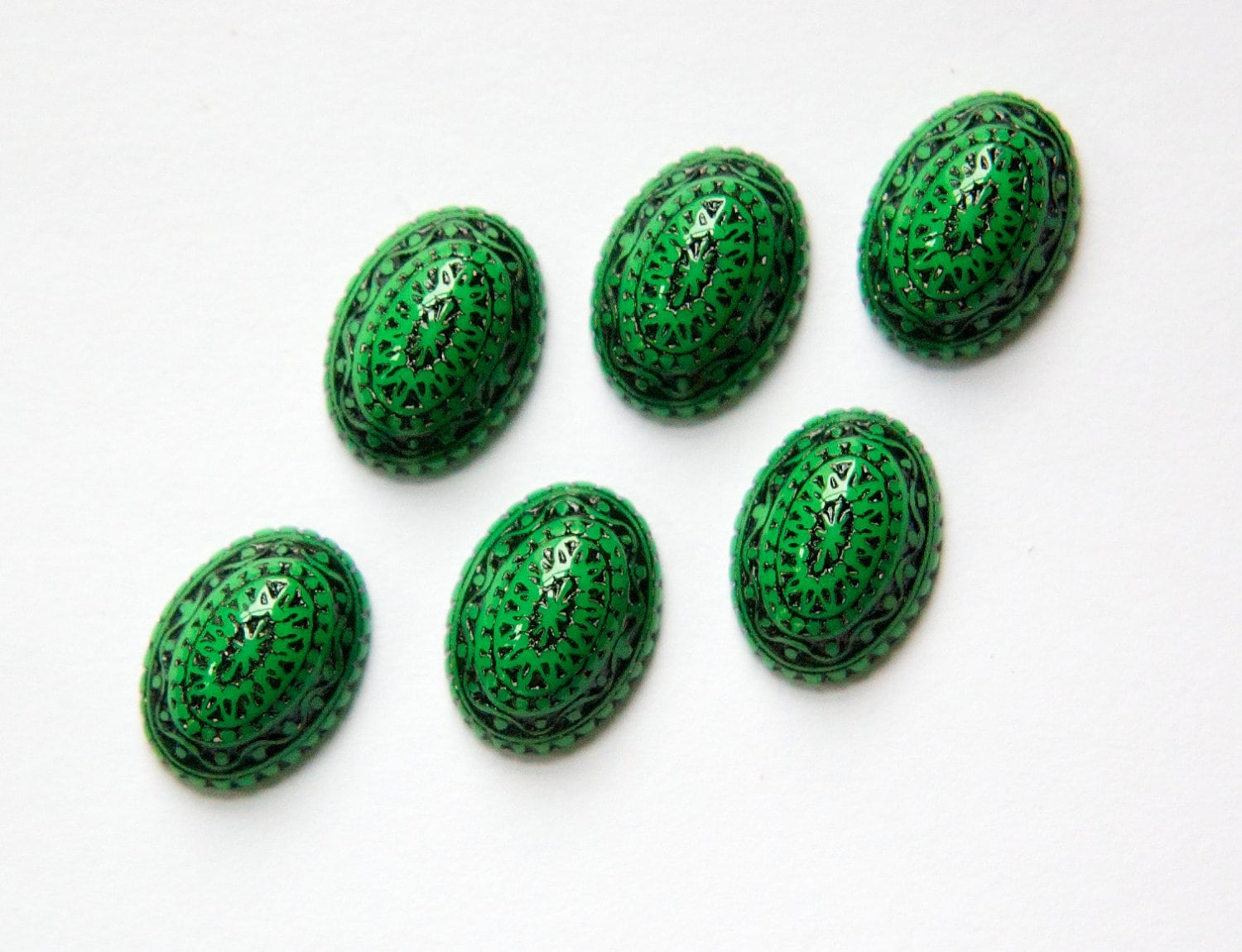 Vintage Etched Mosaic Green and Black Cabochons 14mm X 10mm cab711E