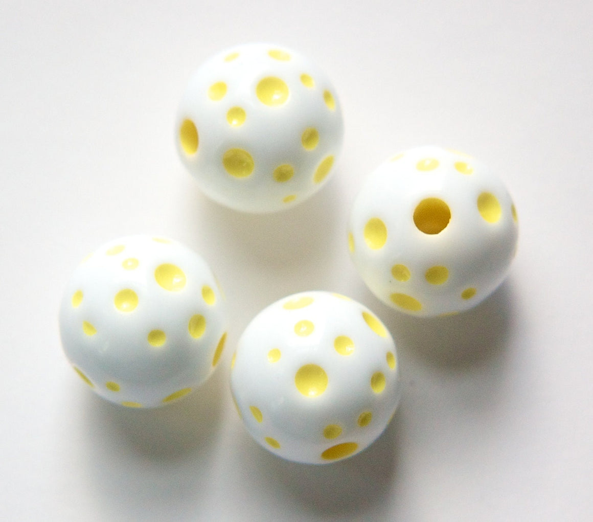 Vintage Large Hole White with Yellow Polka Dot Lucite Beads 18mm bds826B