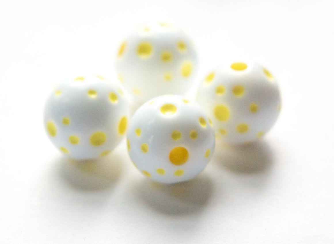 Vintage Large Hole White with Yellow Polka Dot Lucite Beads 16mm bds826D