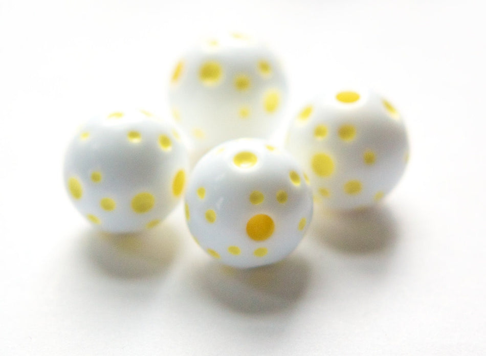 Vintage Large Hole White with Yellow Polka Dot Lucite Beads 18mm bds826B