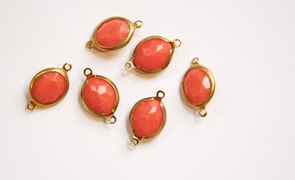 Vintage Acrylic Faceted Coral 2 Loop Brass Connectors chr174