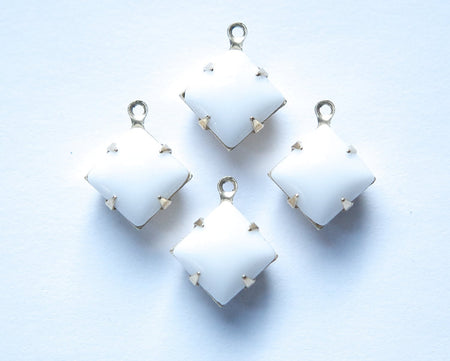 Vintage White Square Glass Stones in 1 Loop Brass Setting 10mm (4) squ010A