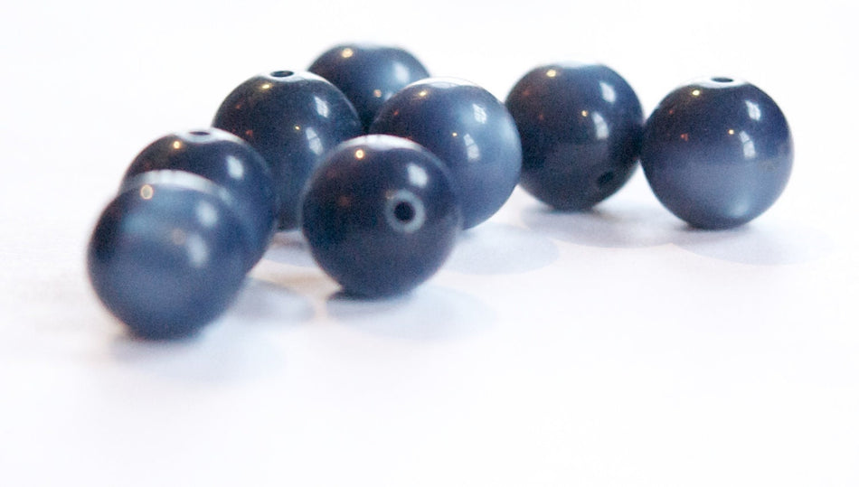 Vintage Lucite Grey Moonglow Beads 11mm (10) bds833C