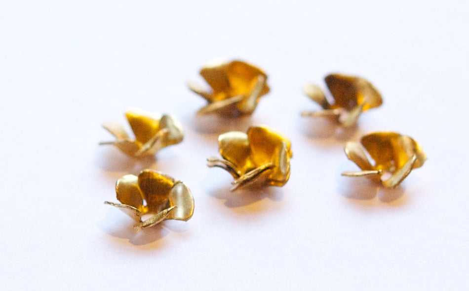 Raw Brass Single Layered Flower Findings Spacer or Bead Cap (6) mtl162A